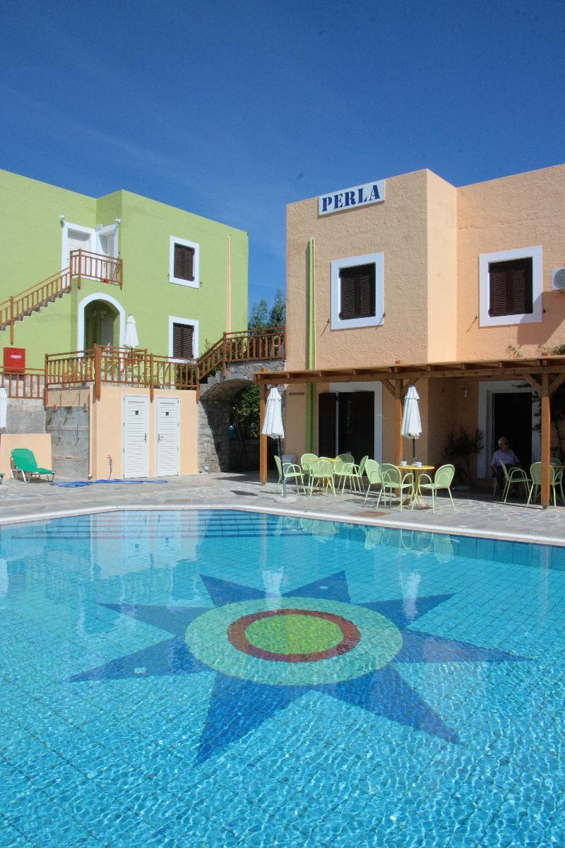 Perla Hotel 阿齐亚·佩拉加 外观 照片